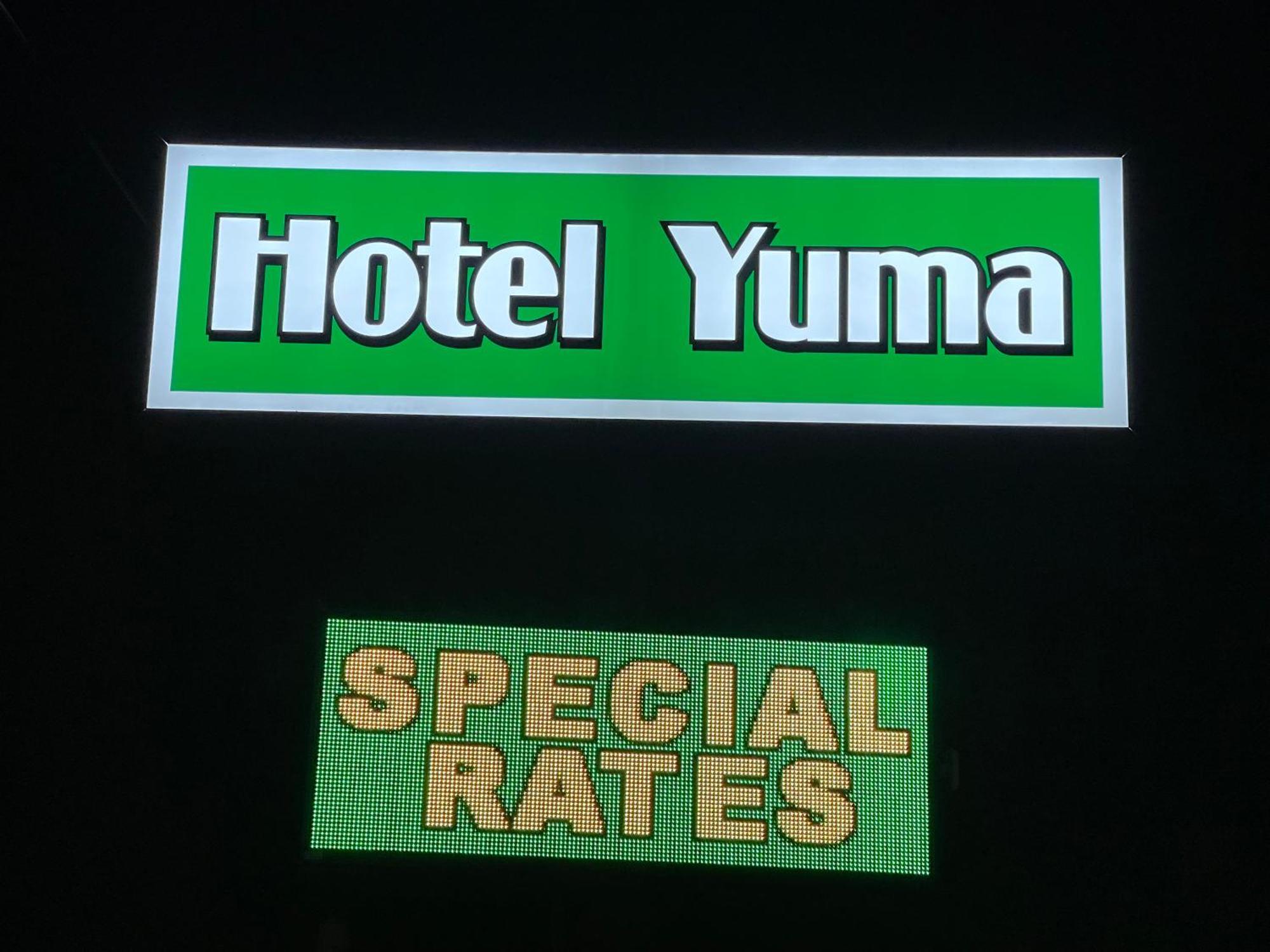 Hotel Yuma Kültér fotó